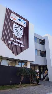 Uniformes Lycée Français Sophie Germain